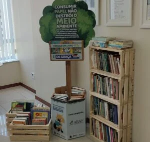 Circule-um-Livro-SSA-3-300x283